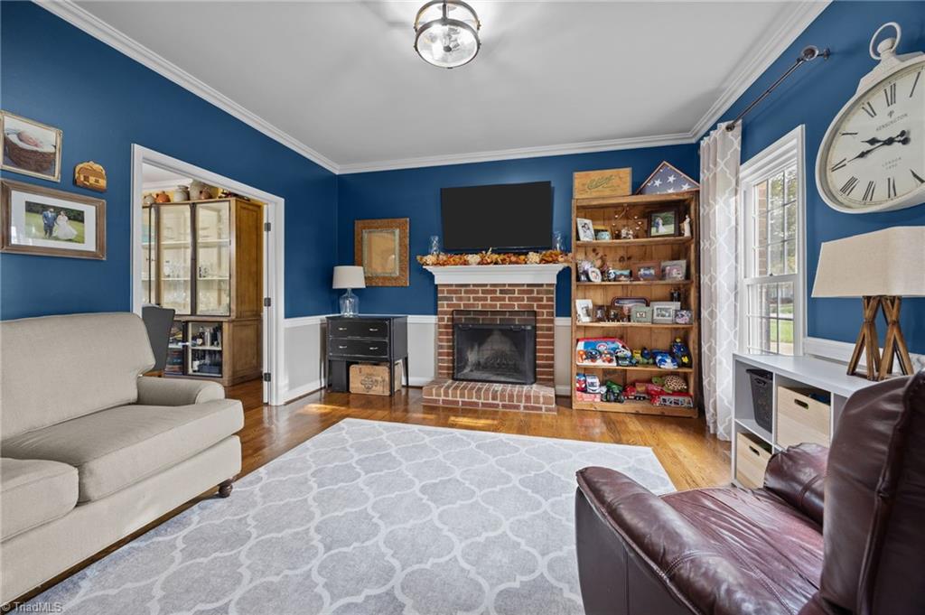 2801 Norwell Court Oak Ridge, NC 27310 - Photo 10 of 47