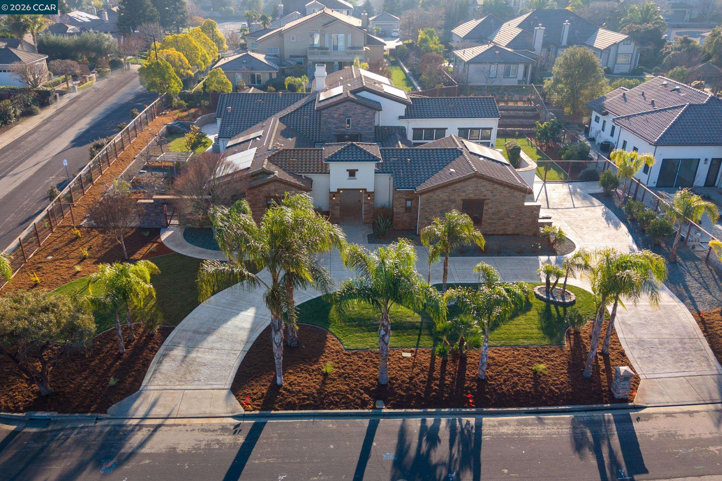 6010 Kolb Ranch Drive Pleasanton, CA 94588 - Photo 2 of 60