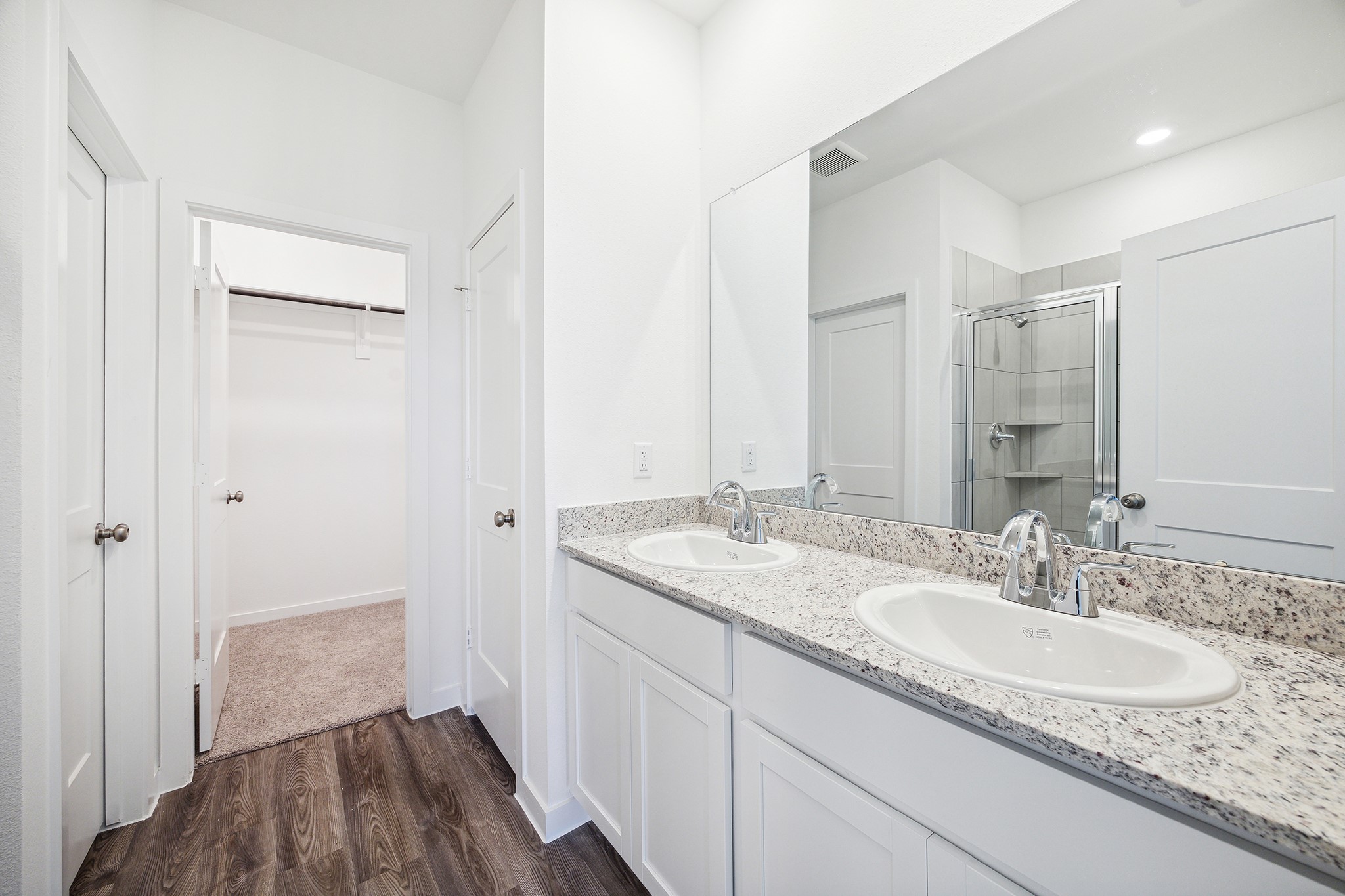 3926 Glory Grn Drive Brookshire, TX 77423 - Photo 15 of 21 a bathroom with a sink and a mirror