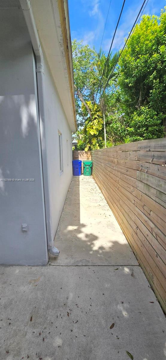 2601 Southwest 24th Avenue, Unit 2 Miami, FL 33133 - Photo 13 of 13