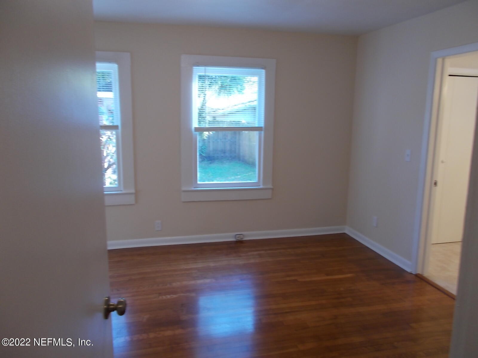 5738 Cruz Road Jacksonville, FL 32207 - Photo 17 of 22 Owner's Bedroom