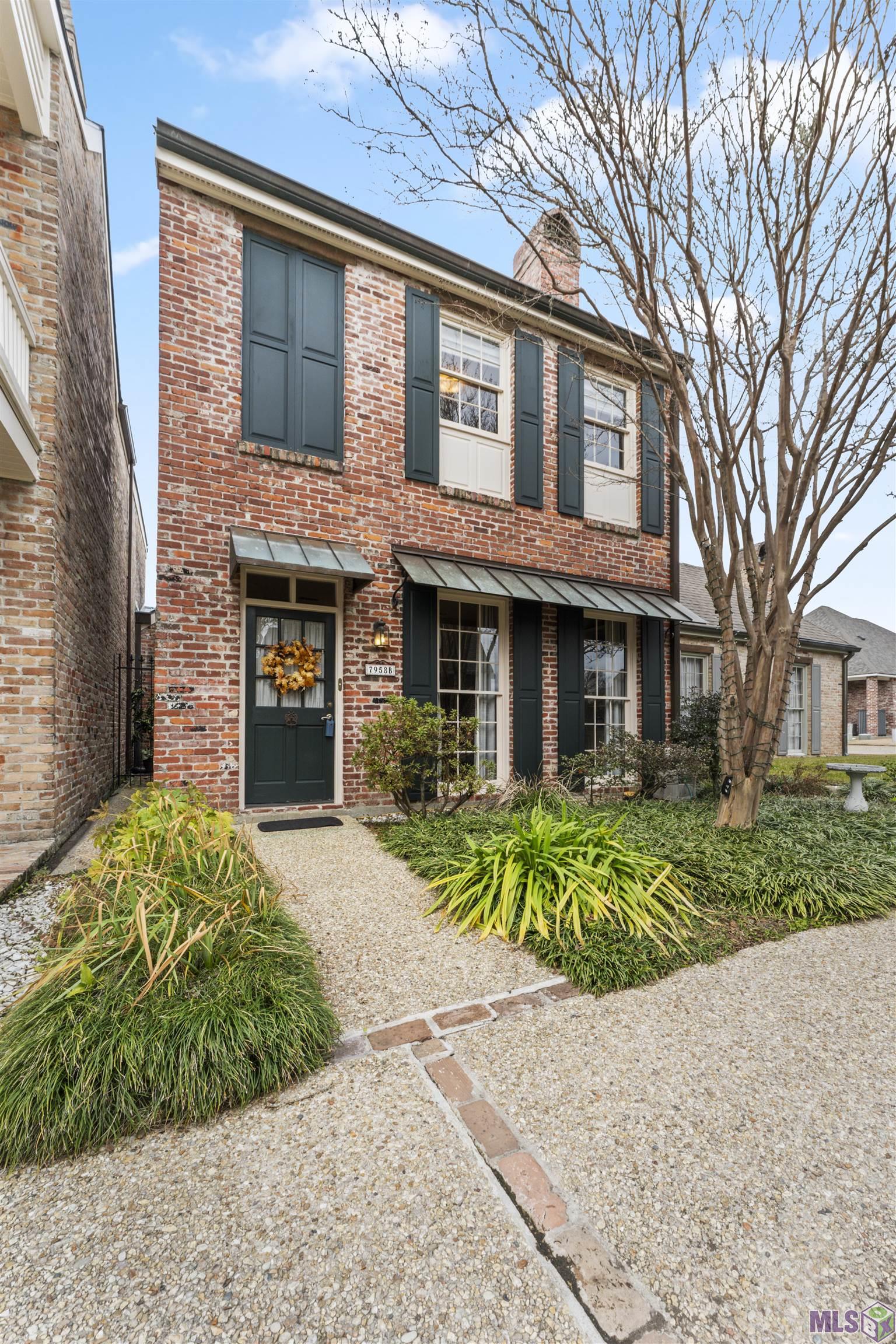 7958 Wrenwood Boulevard, Unit B Baton Rouge, LA 70809 - Photo 3 of 11 NEW ROOF