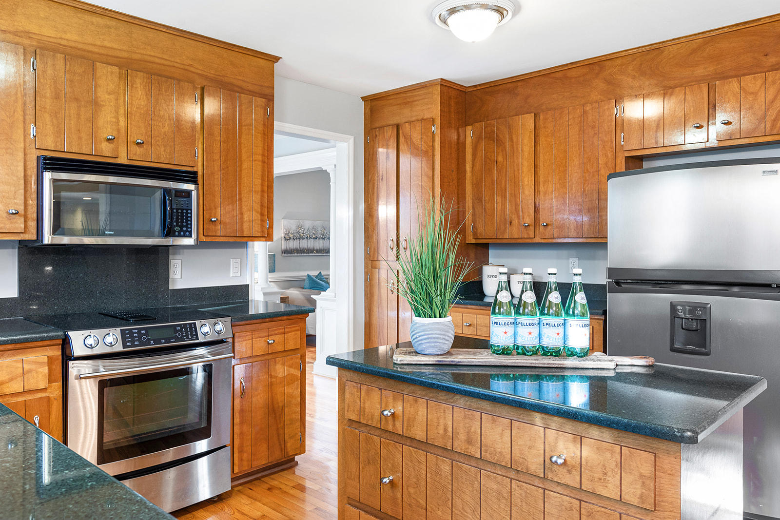 1918 Ashley Hall Road Charleston, SC 29407 - Photo 12 of 26 1918ASHLEYHALLRD_ALEECESOPHIA-6211