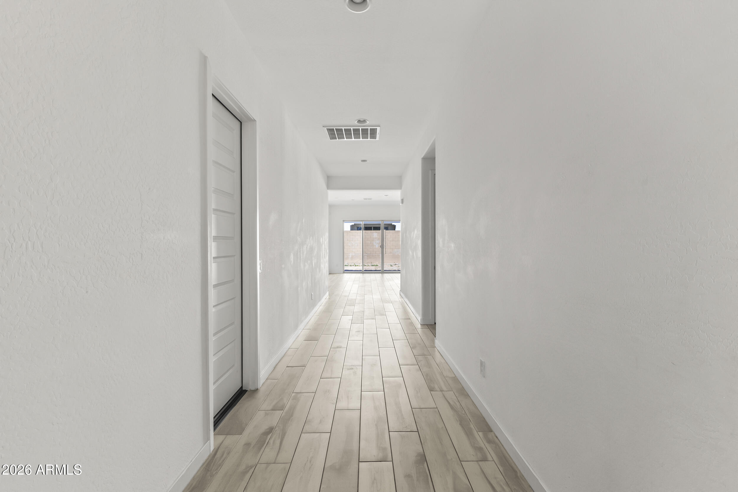 9342 West Roma Avenue Phoenix, AZ 85037 - Photo 5 of 34 Entry