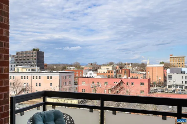 $849,500 | 200 Garrett Street, Unit 515, Charlottesville, VA 22902
