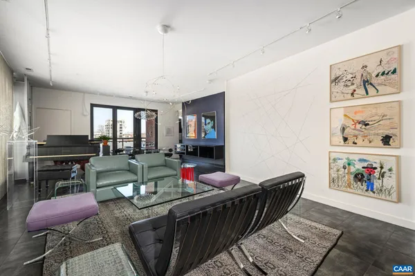 $849,500 | 200 Garrett Street, Unit 515, Charlottesville, VA 22902