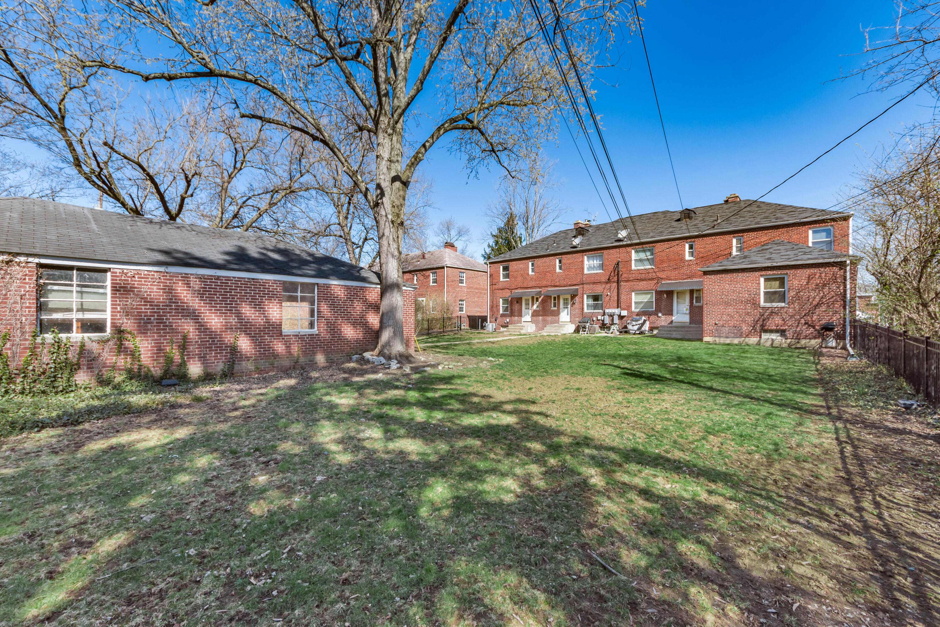 1585 Waltham Road Columbus, OH 43221 - Photo 29 of 34 Prime location