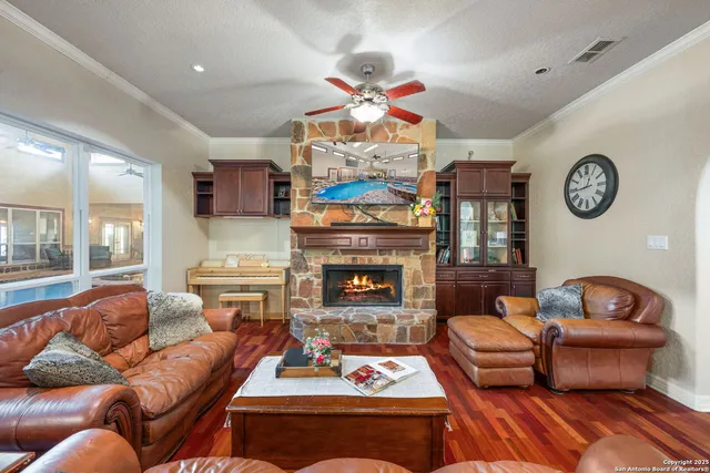 $850,000 | 20725 Wahl Lane, San Antonio, TX 78266