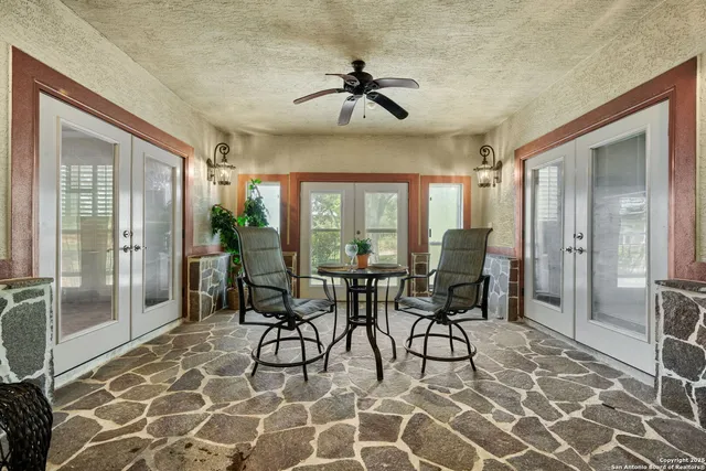 $850,000 | 20725 Wahl Lane, San Antonio, TX 78266