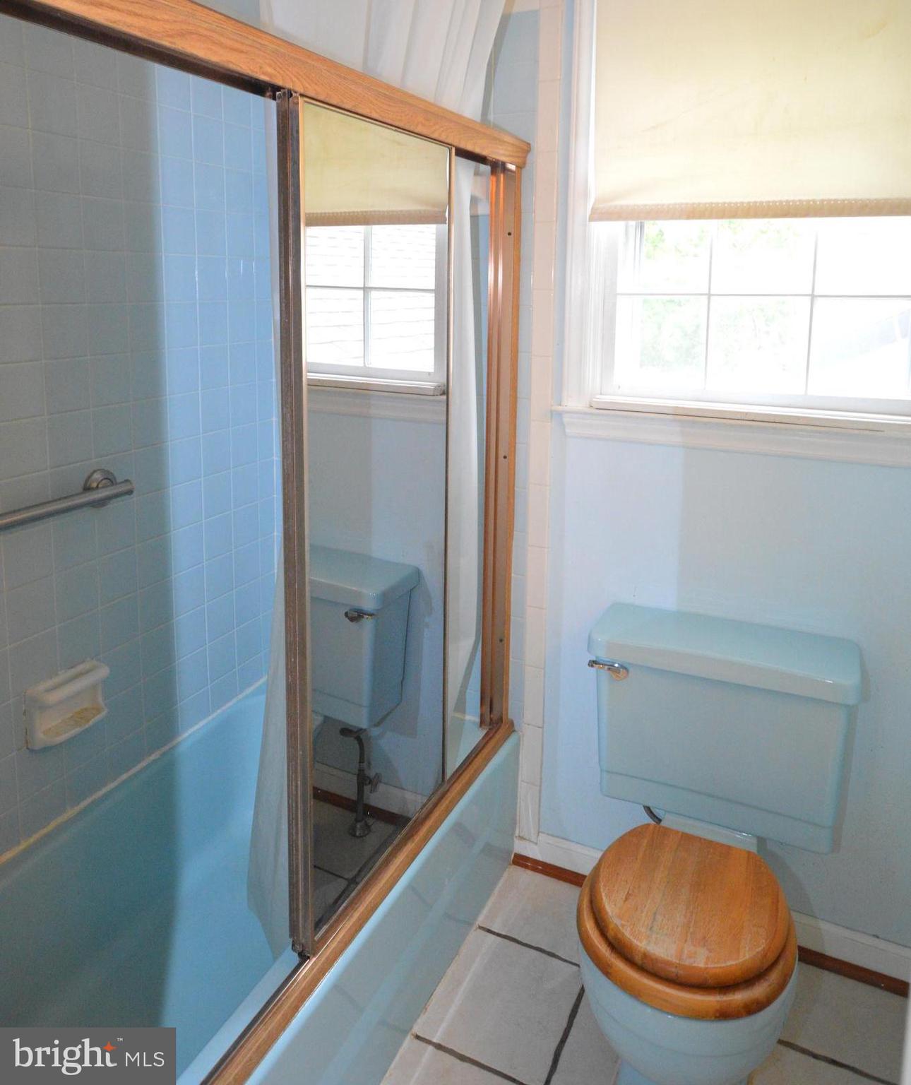 749 Street Road Cochranville, PA 19330 - Photo 31 of 35 Primary Bathroom