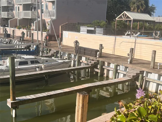 $209,000 | 4747 East NASA Parkway, Unit 102, Seabrook, TX 77586