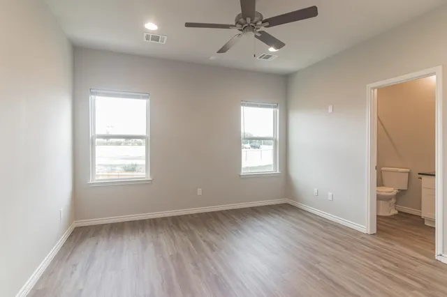 $1,500 | 210 Peruna Drive, Marble Falls, TX 78654