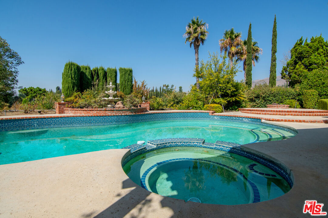 18906 Killimore Court Porter Ranch, CA 91326 - Photo 32 of 33 Gallery Image 32