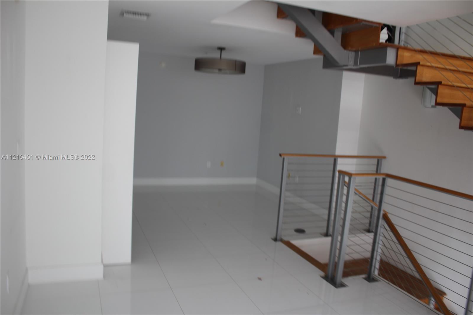 92 Southwest 3rd Street, Unit 5204 Miami, FL 33130 - Photo 16 of 20