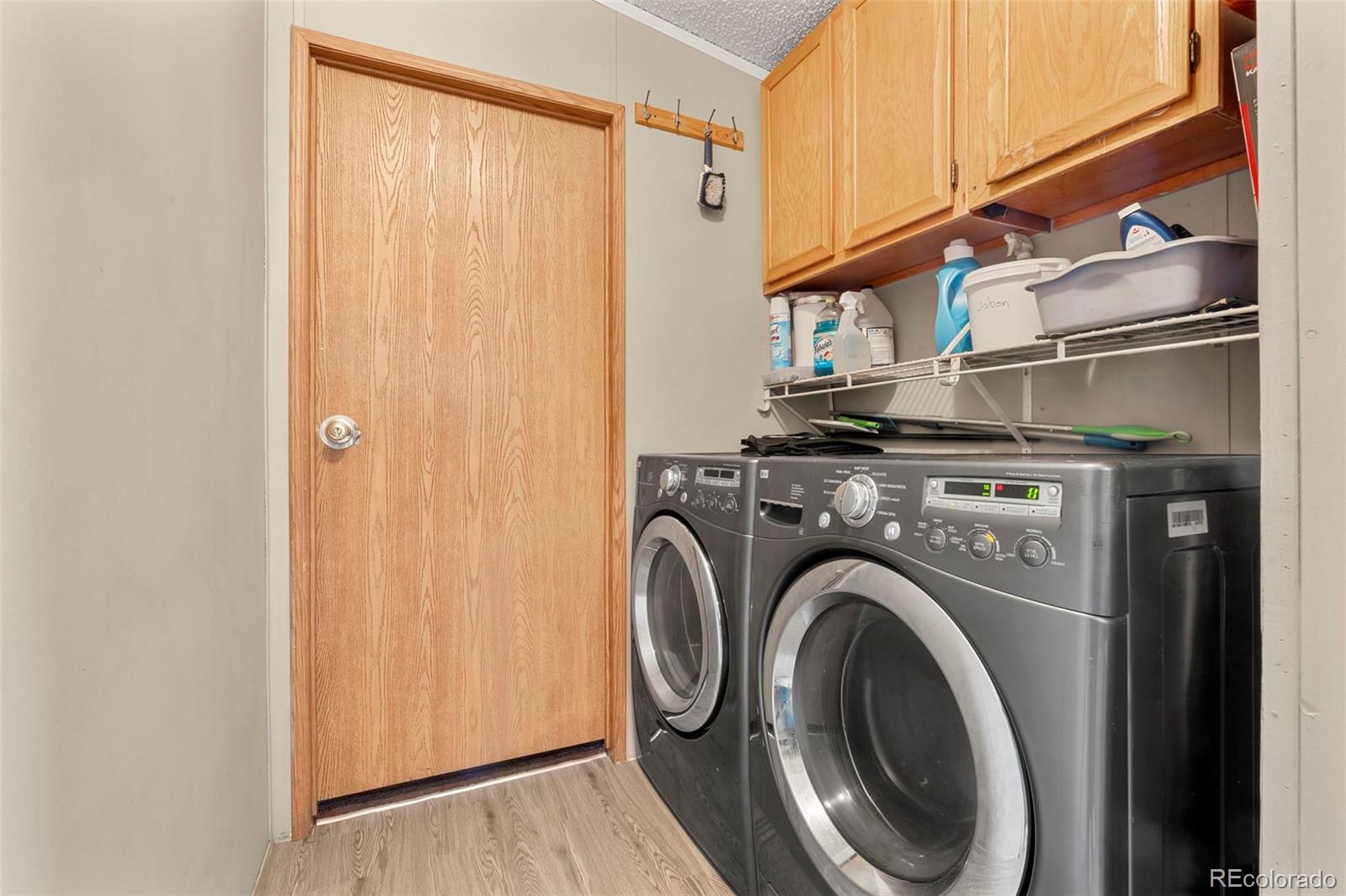 9850 Federal Boulevard Denver, CO 80260 - Photo 6 of 17 a close up view of washer and dryer