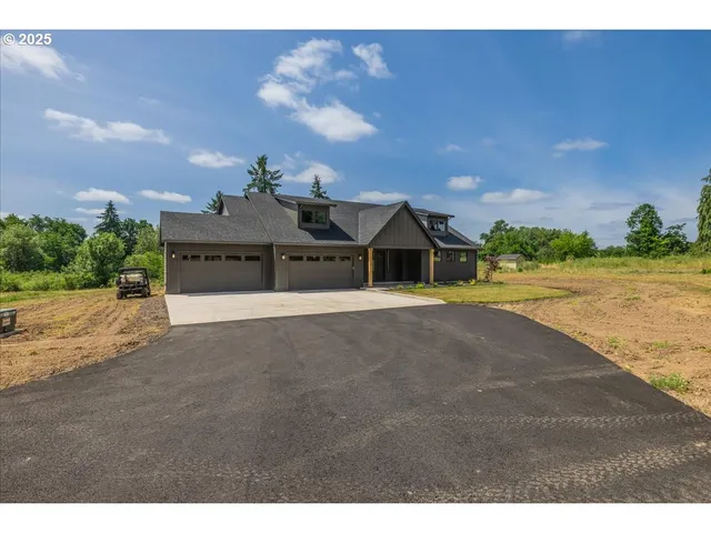 $924,900 | 13600 Southeast Fletcher Road, Dayton, OR 97114