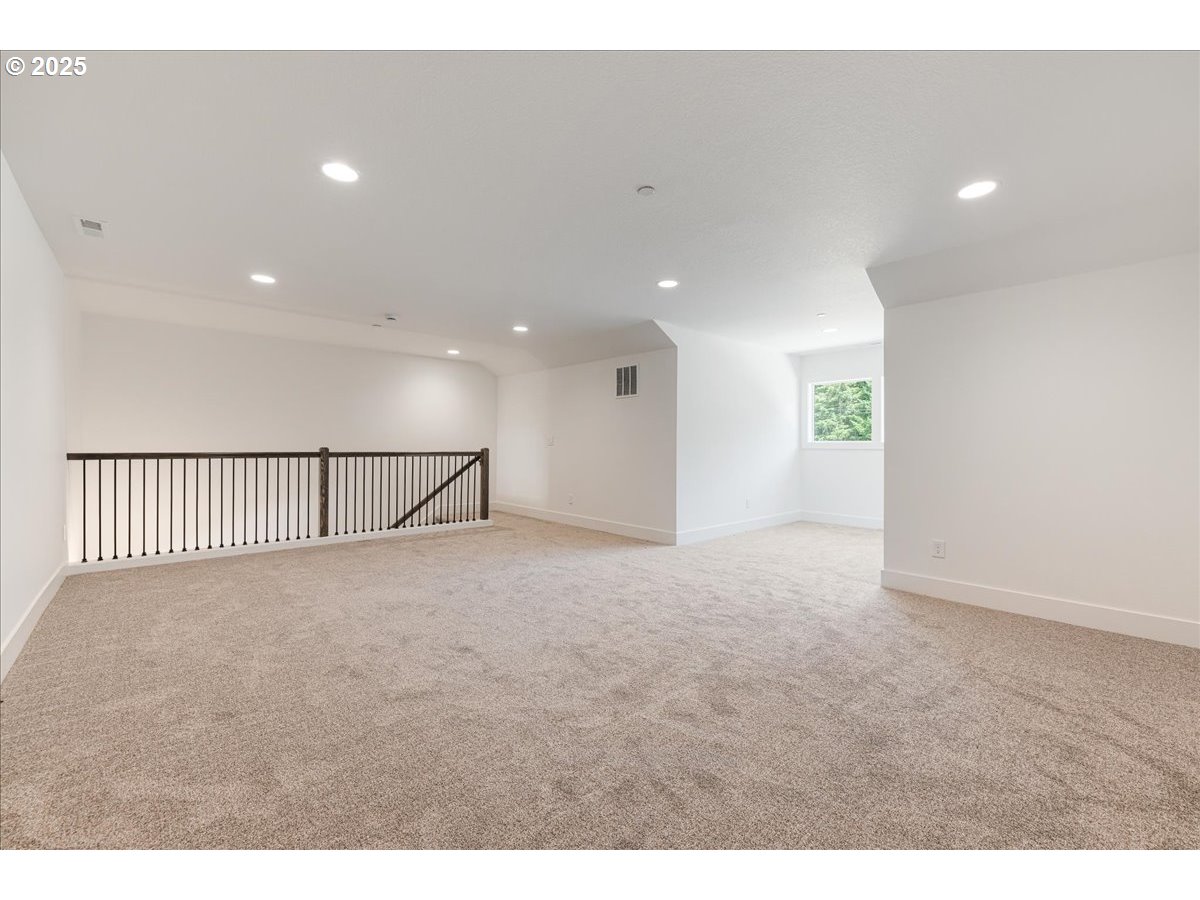 13600 Southeast Fletcher Road Dayton, OR 97114 - Photo 18 of 36