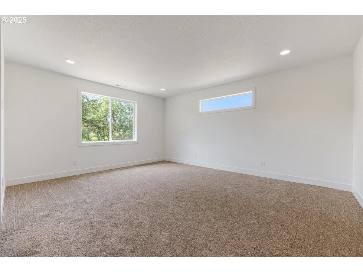 13600 Southeast Fletcher Road Dayton, OR 97114 - Photo 20 of 36