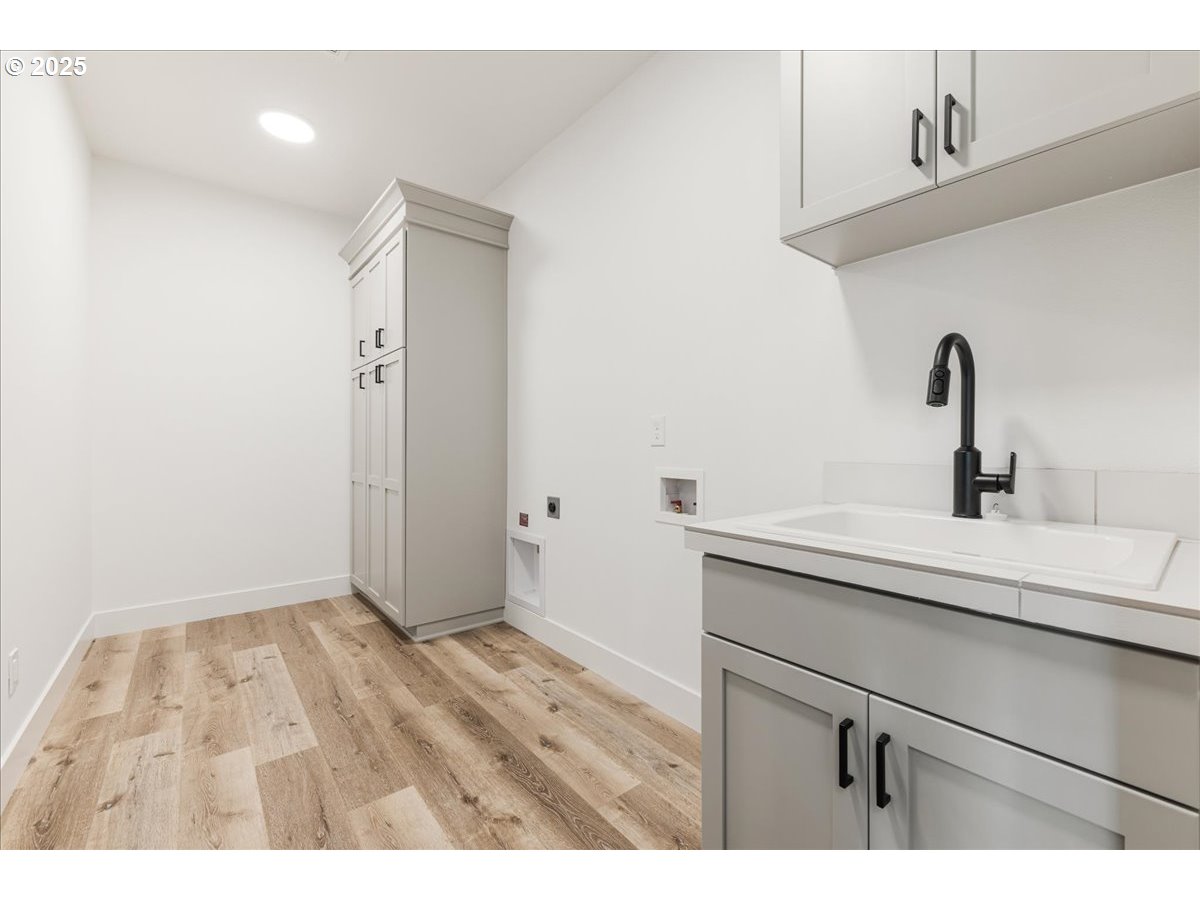 13600 Southeast Fletcher Road Dayton, OR 97114 - Photo 25 of 36