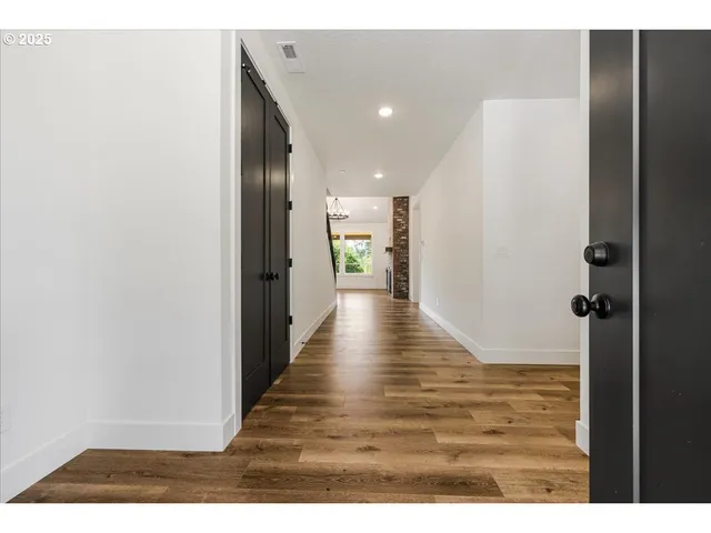 $924,900 | 13600 Southeast Fletcher Road, Dayton, OR 97114