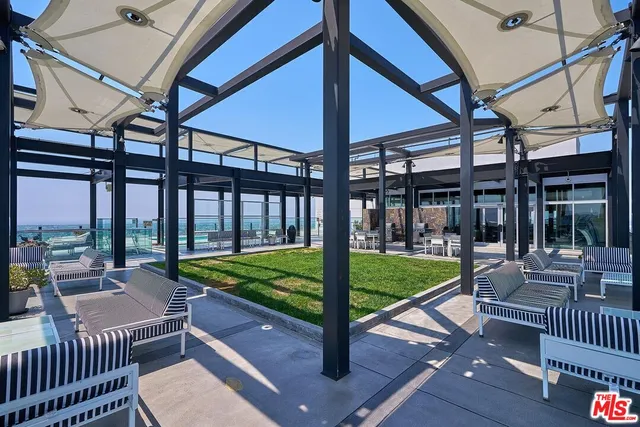 $699,000 | 3810 Wilshire Boulevard, Unit 408, Los Angeles, CA 90010