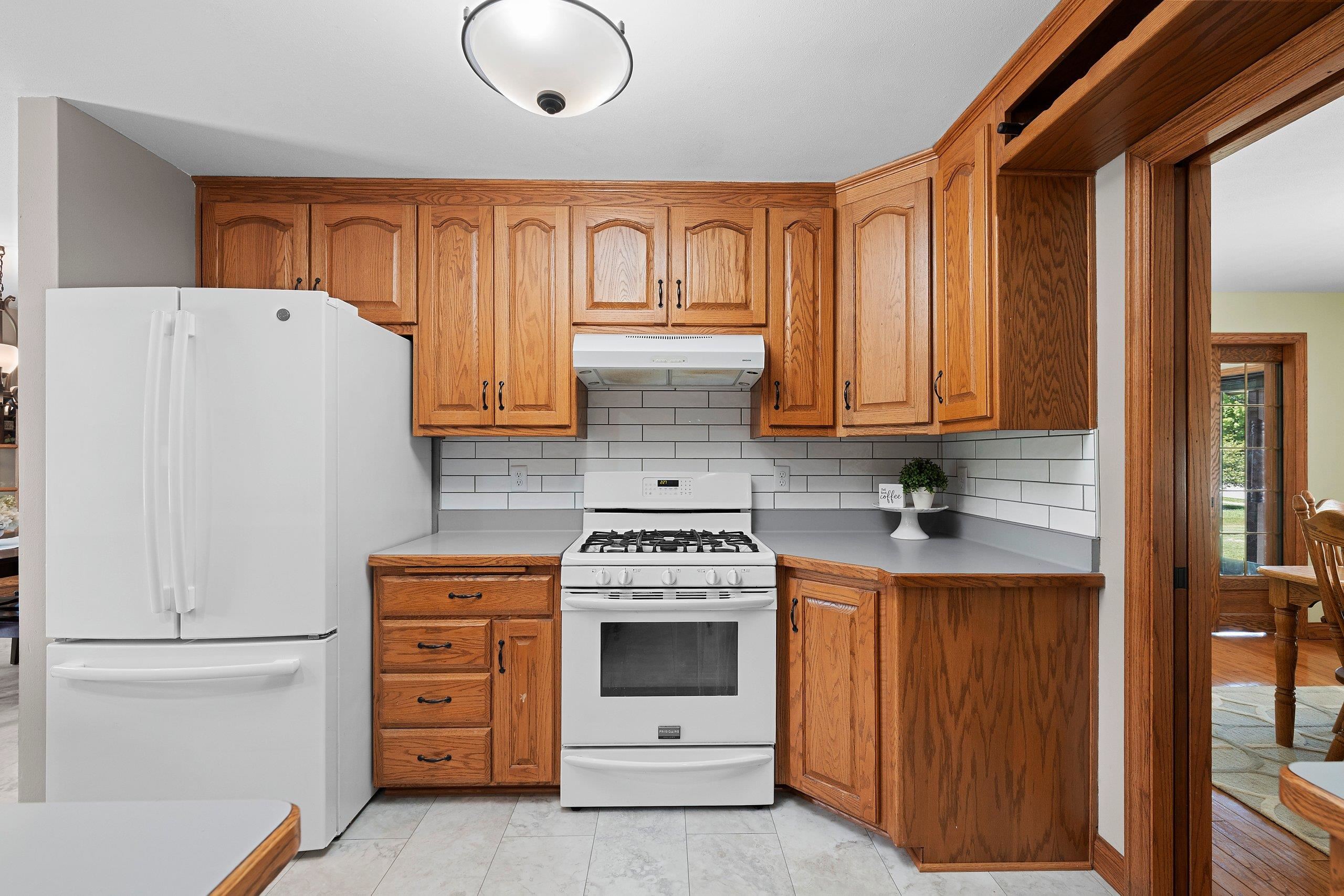 1009 Brill Road Kaukauna, WI 54130 - Photo 10 of 75