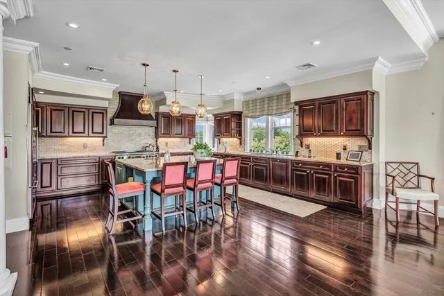 $2,995,000 | 70 Simons Road, Unit E, Mashpee, MA 02649