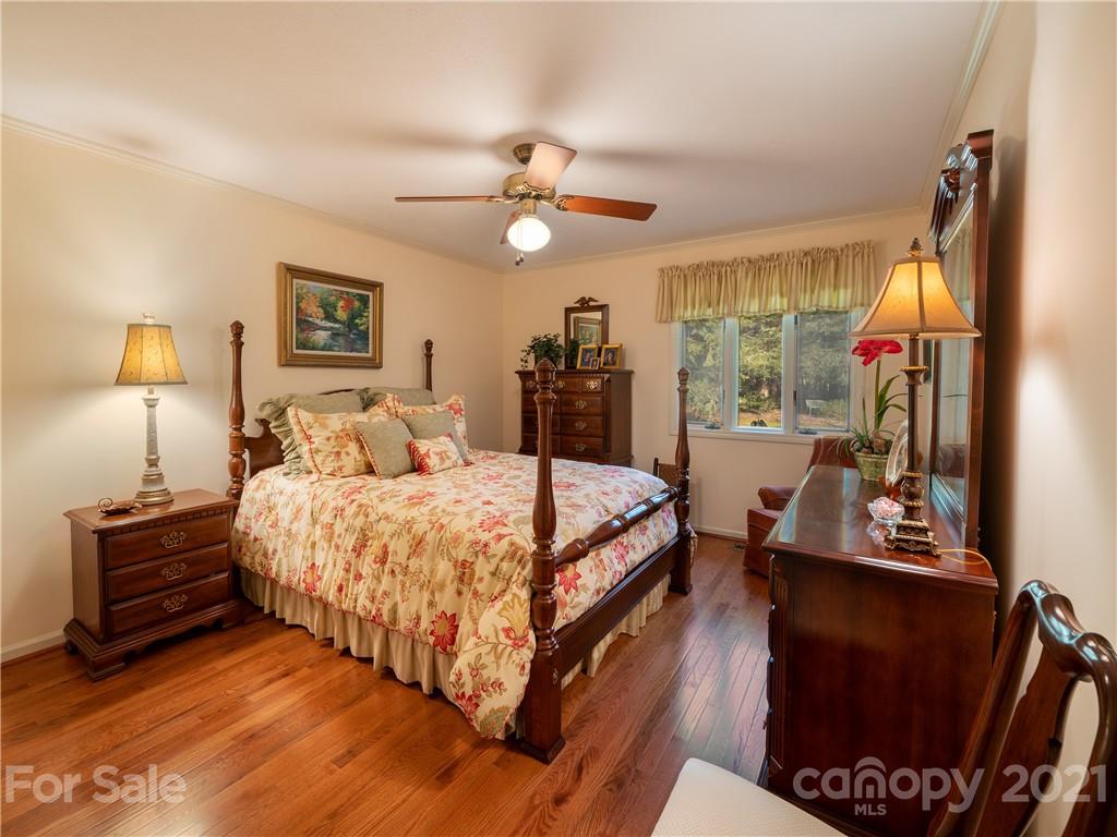 15 Legendary Road Hendersonville, NC 28739 - Photo 29 of 37 Gallery Image 29