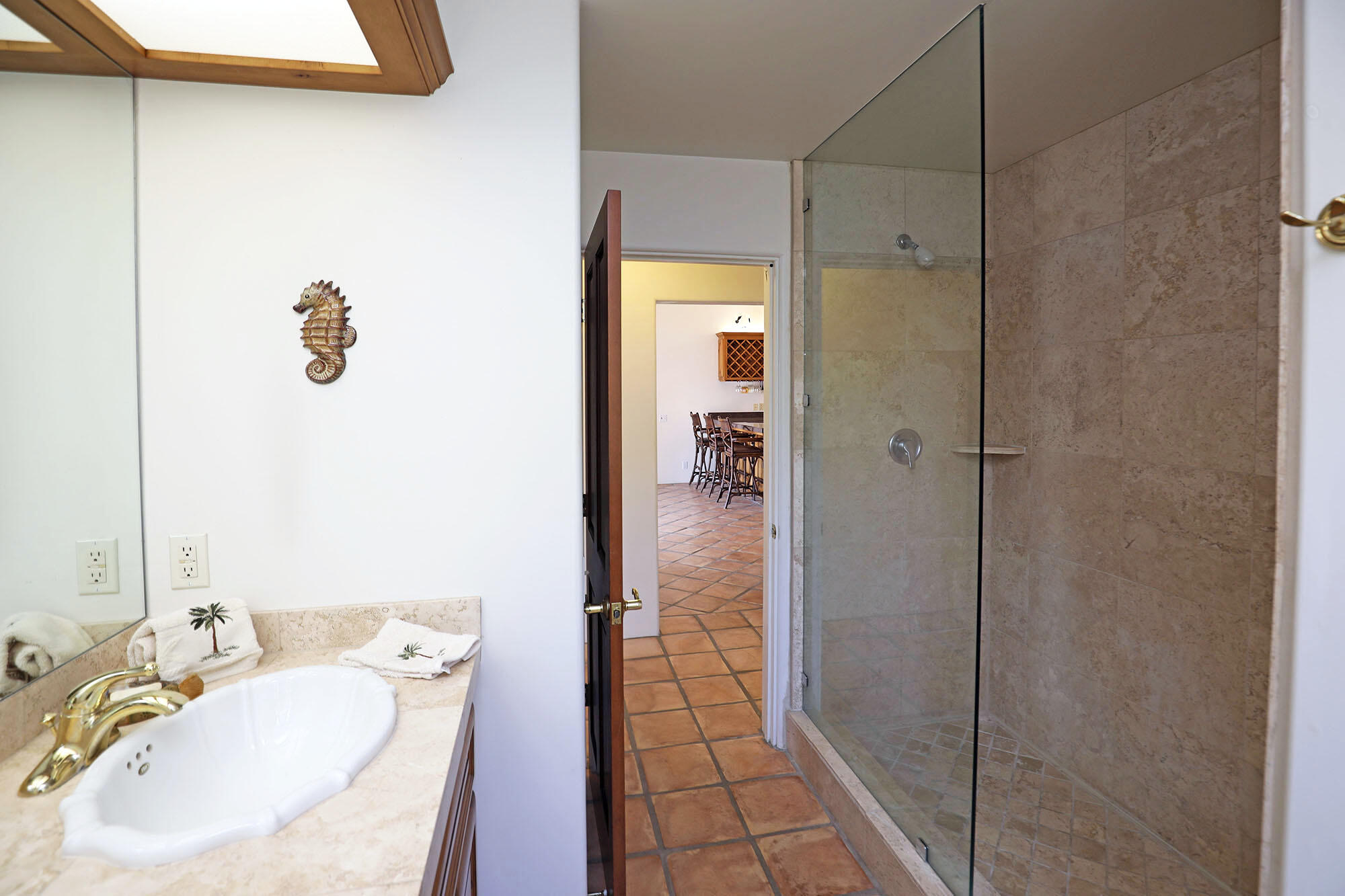 2690 Gibraltar Road Santa Barbara, CA 93105 - Photo 13 of 28 Bathroom