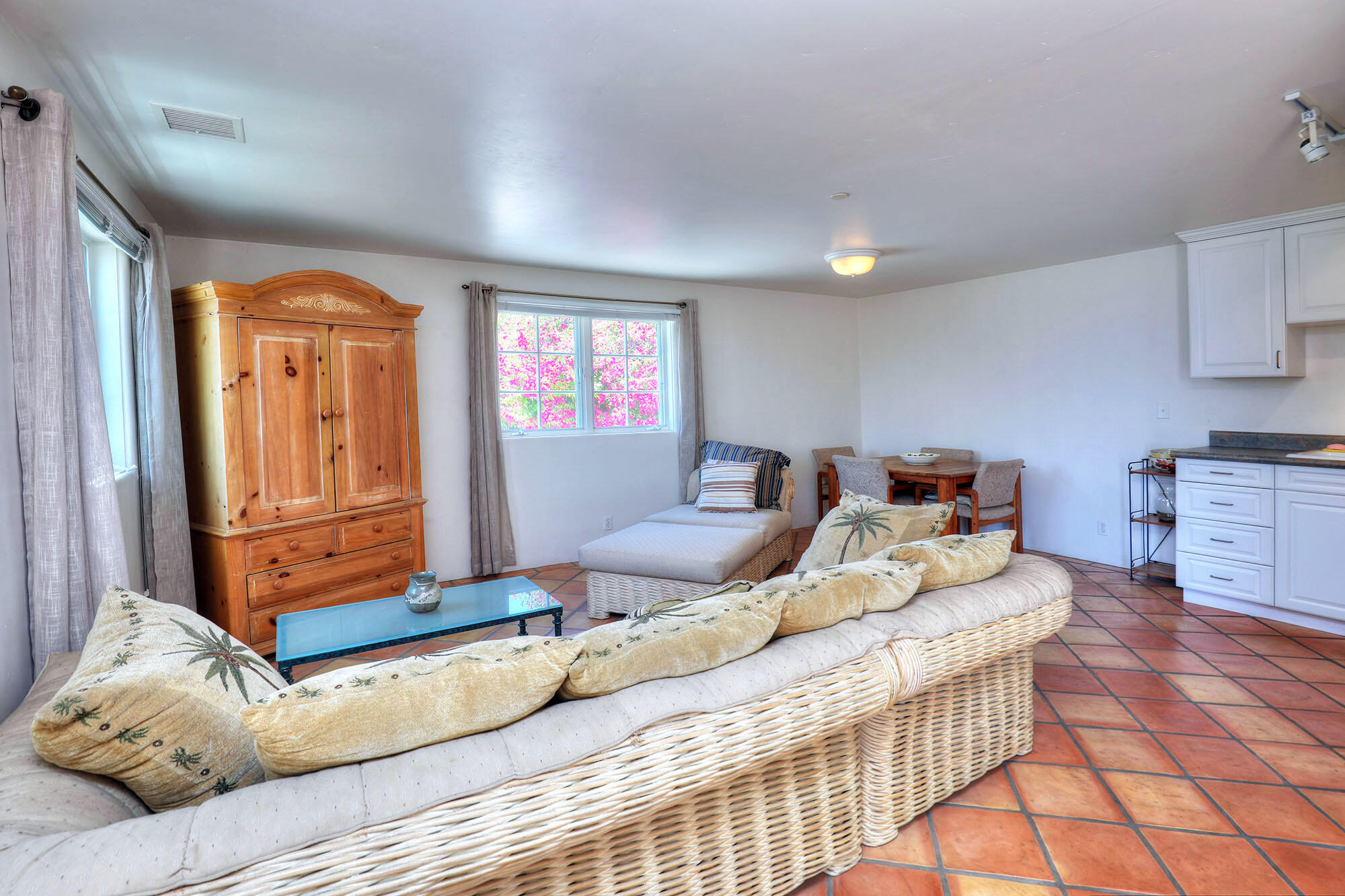 2690 Gibraltar Road Santa Barbara, CA 93105 - Photo 20 of 28 Lower Room