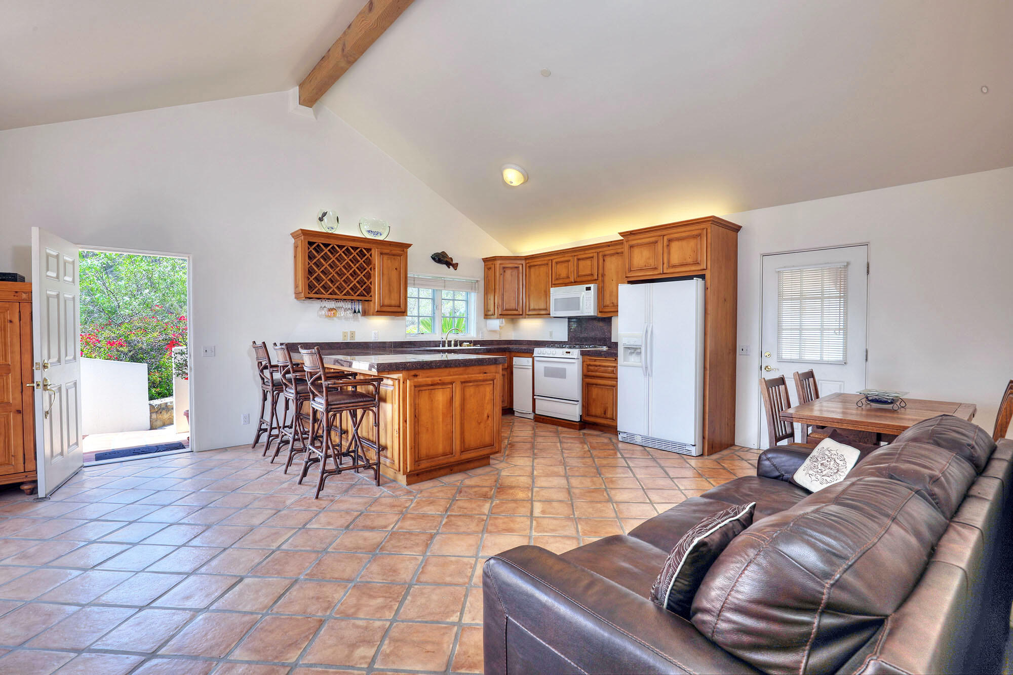 2690 Gibraltar Road Santa Barbara, CA 93105 - Photo 8 of 28 Kitchen-Dining