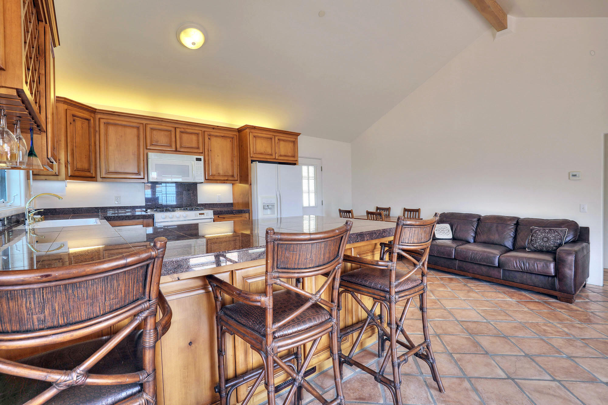 2690 Gibraltar Road Santa Barbara, CA 93105 - Photo 10 of 28 Kitchen