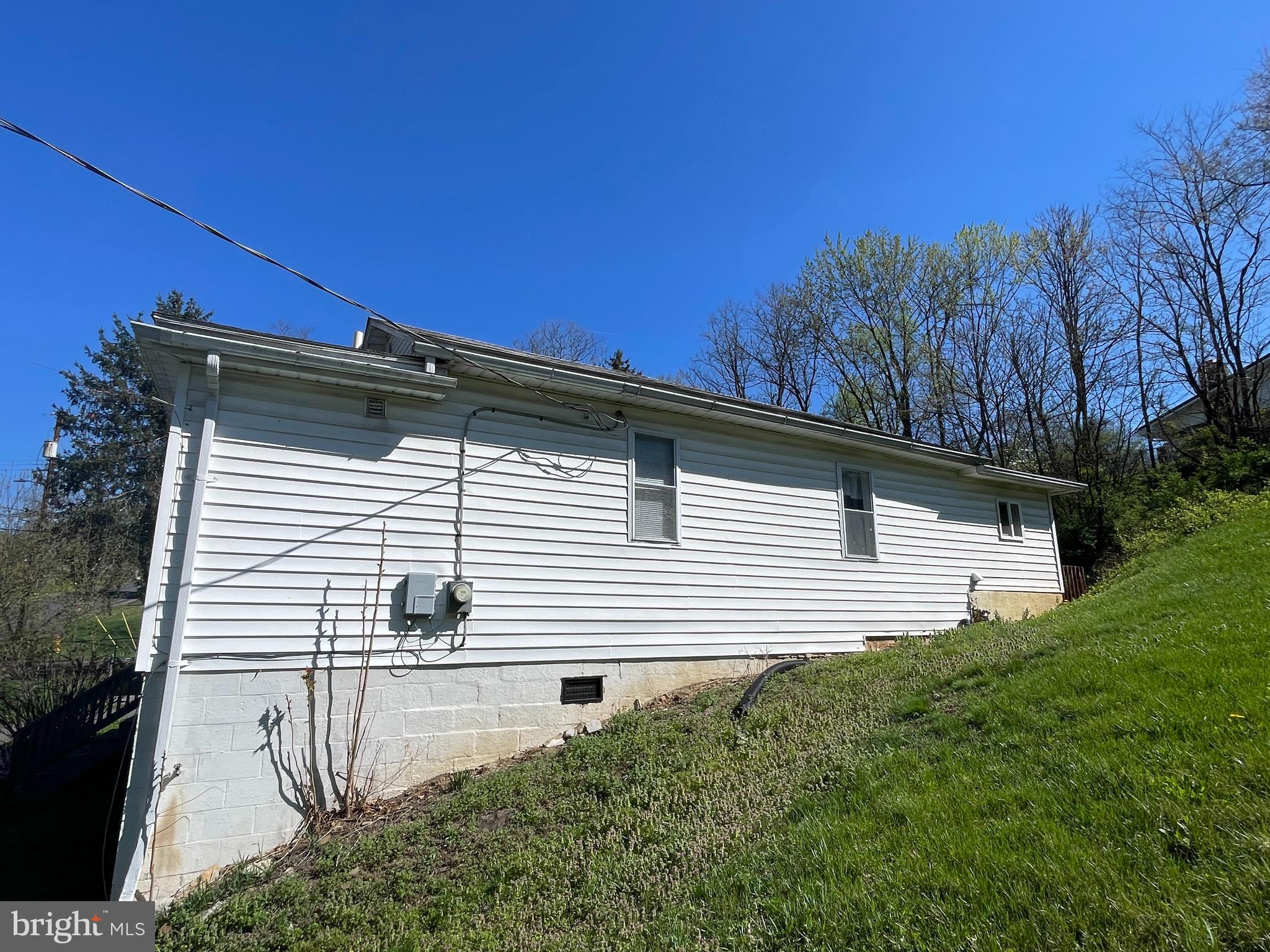 604 Winifred Road Cumberland, MD 21502 - Photo 4 of 19