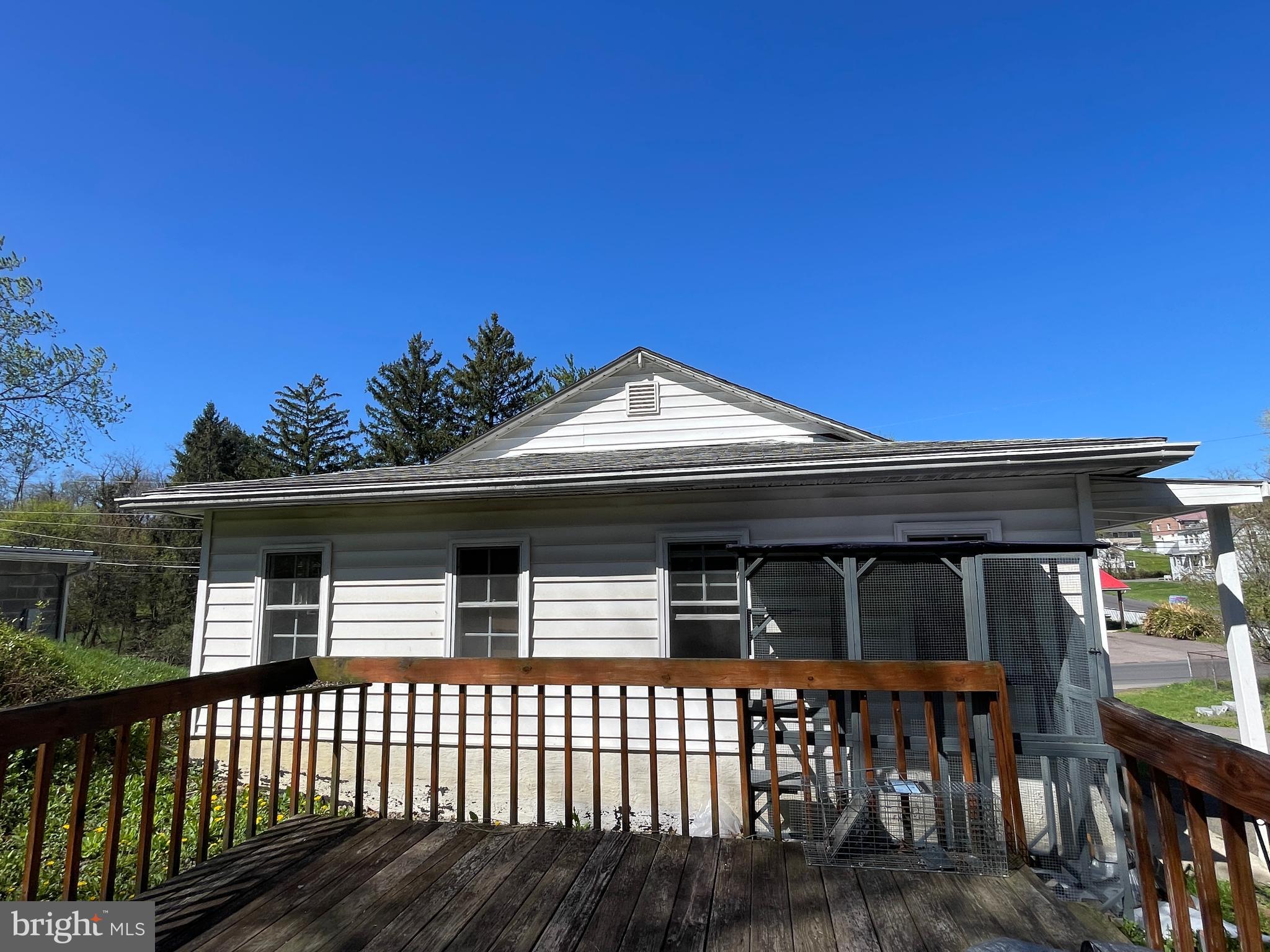 604 Winifred Road Cumberland, MD 21502 - Photo 5 of 19