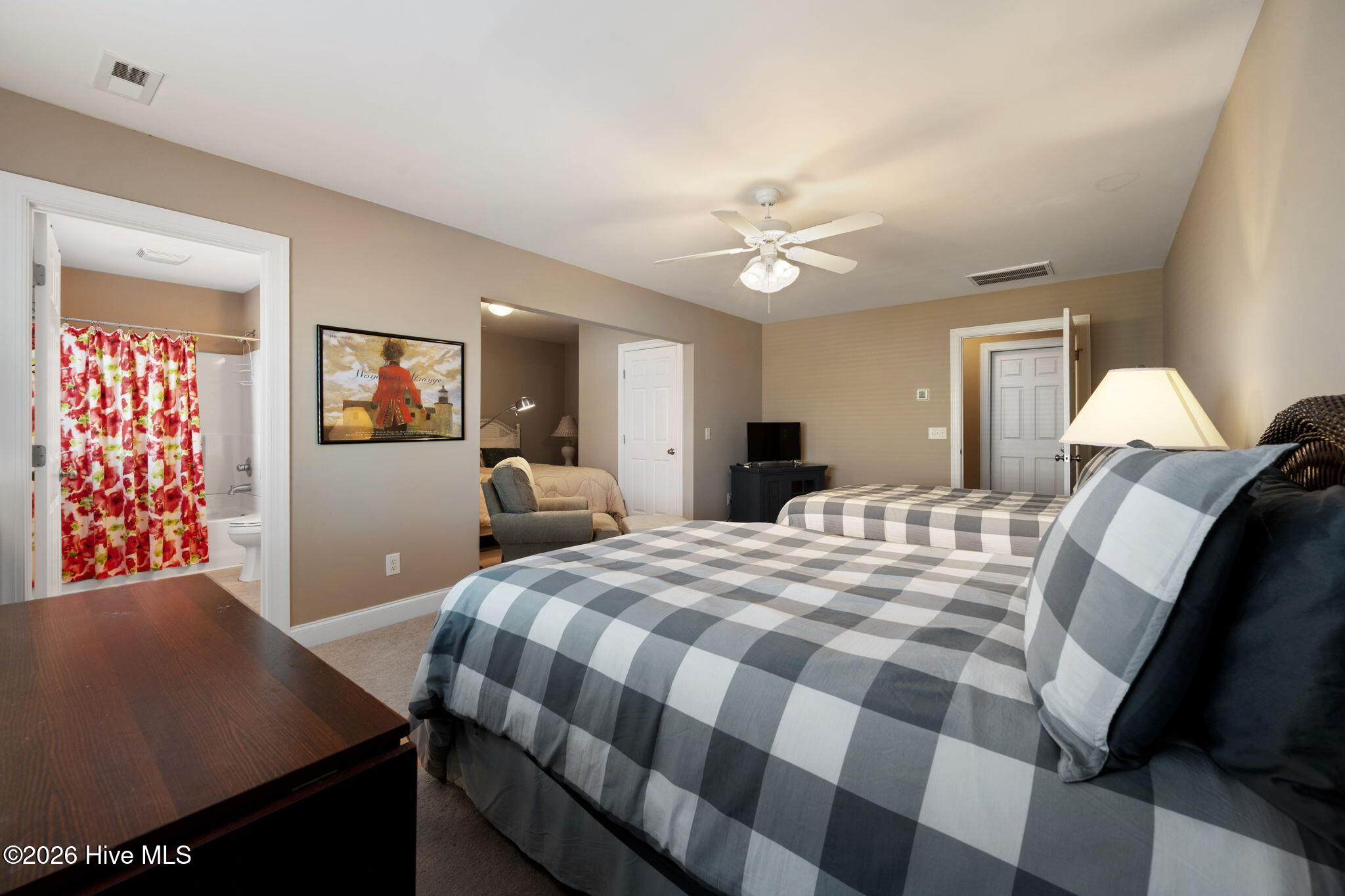 4197 Cambridge Cove Road, Unit 2 Southport, NC 28461 - Photo 28 of 60 Upstairs Bedroom Pic 2