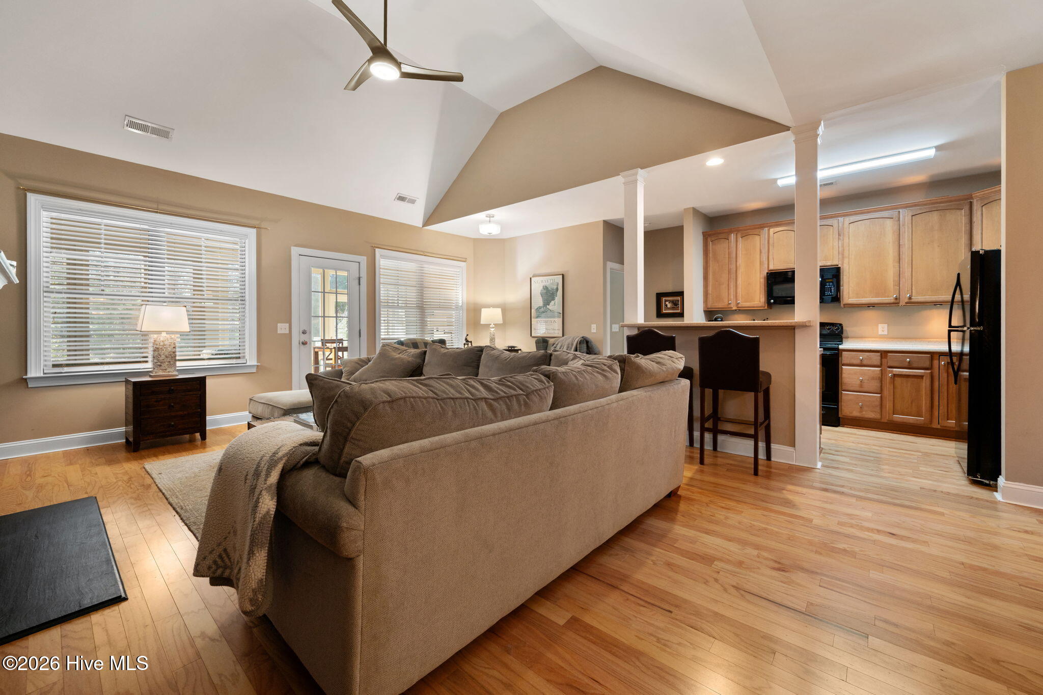 4197 Cambridge Cove Road, Unit 2 Southport, NC 28461 - Photo 6 of 60 18-web-or-mls-DSC_3250