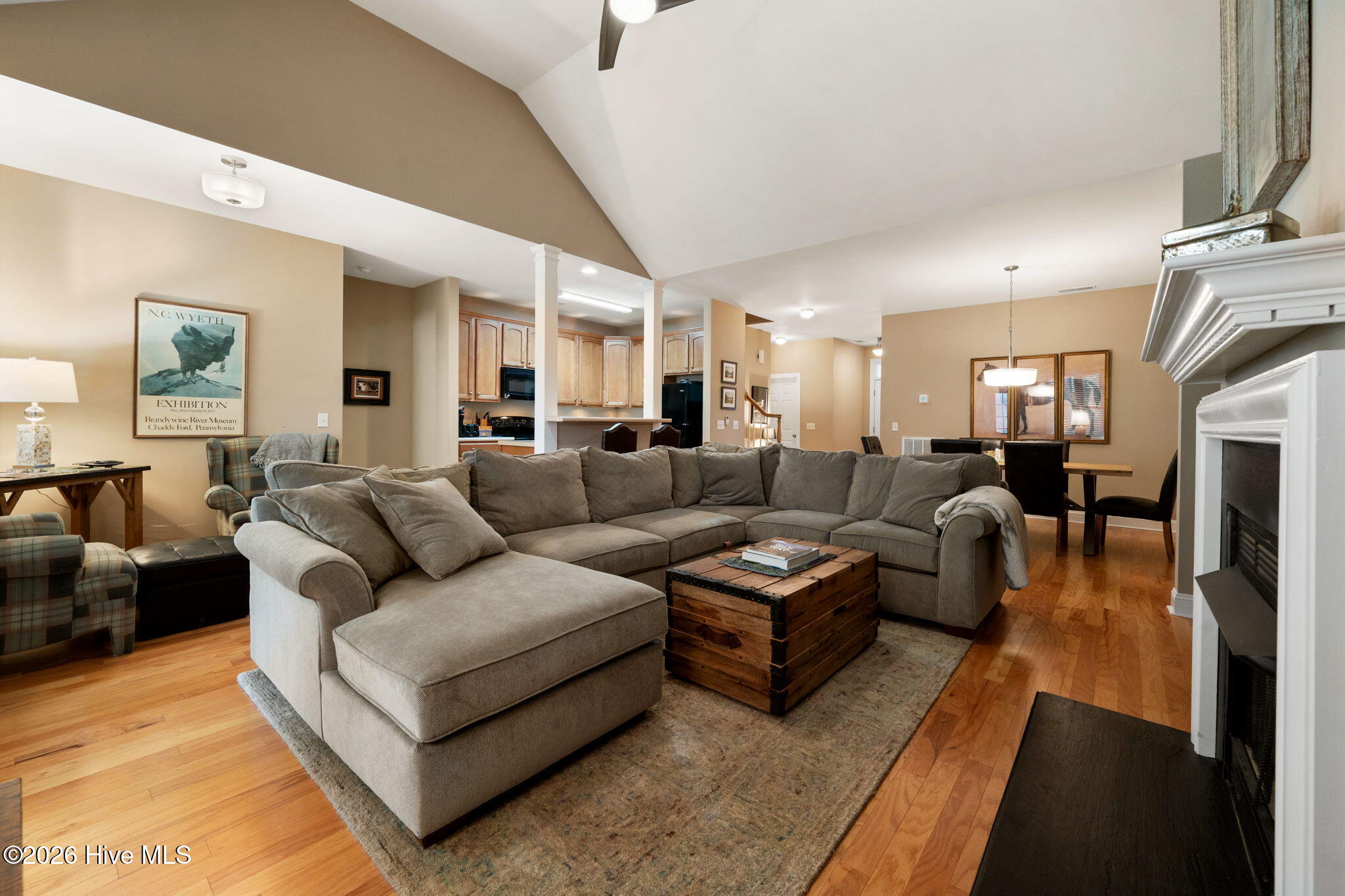 4197 Cambridge Cove Road, Unit 2 Southport, NC 28461 - Photo 7 of 60 Living Room Pic 1