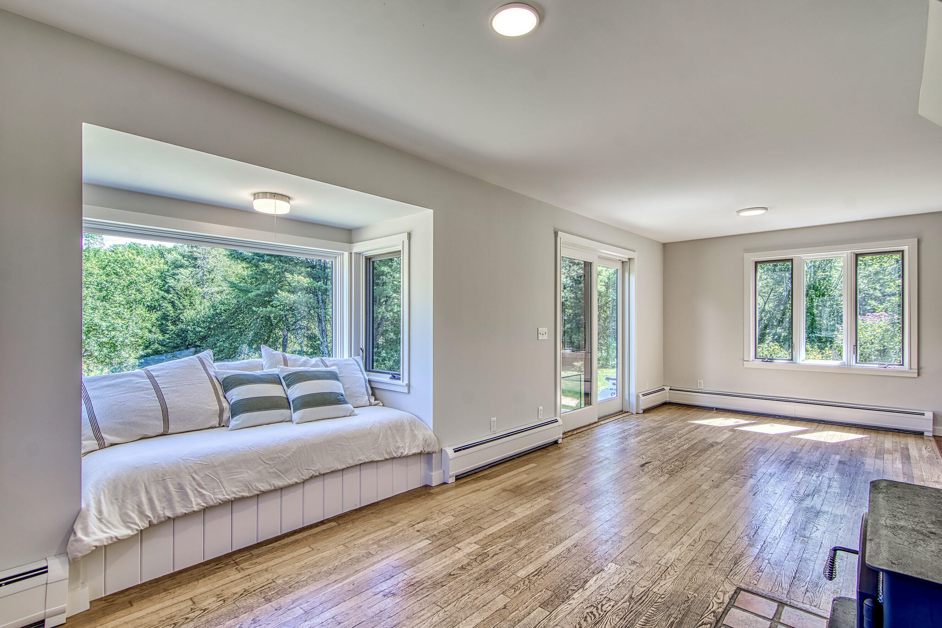 61-67 Reynolds Road Brooksville, ME 04617 - Photo 5 of 16 5.5