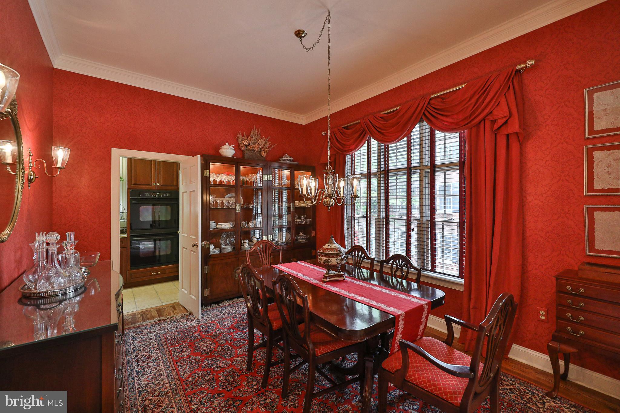 701 Pine Street Philadelphia, PA 19106 - Photo 19 of 32 Formal Dining Room with Direct Kitchen Access