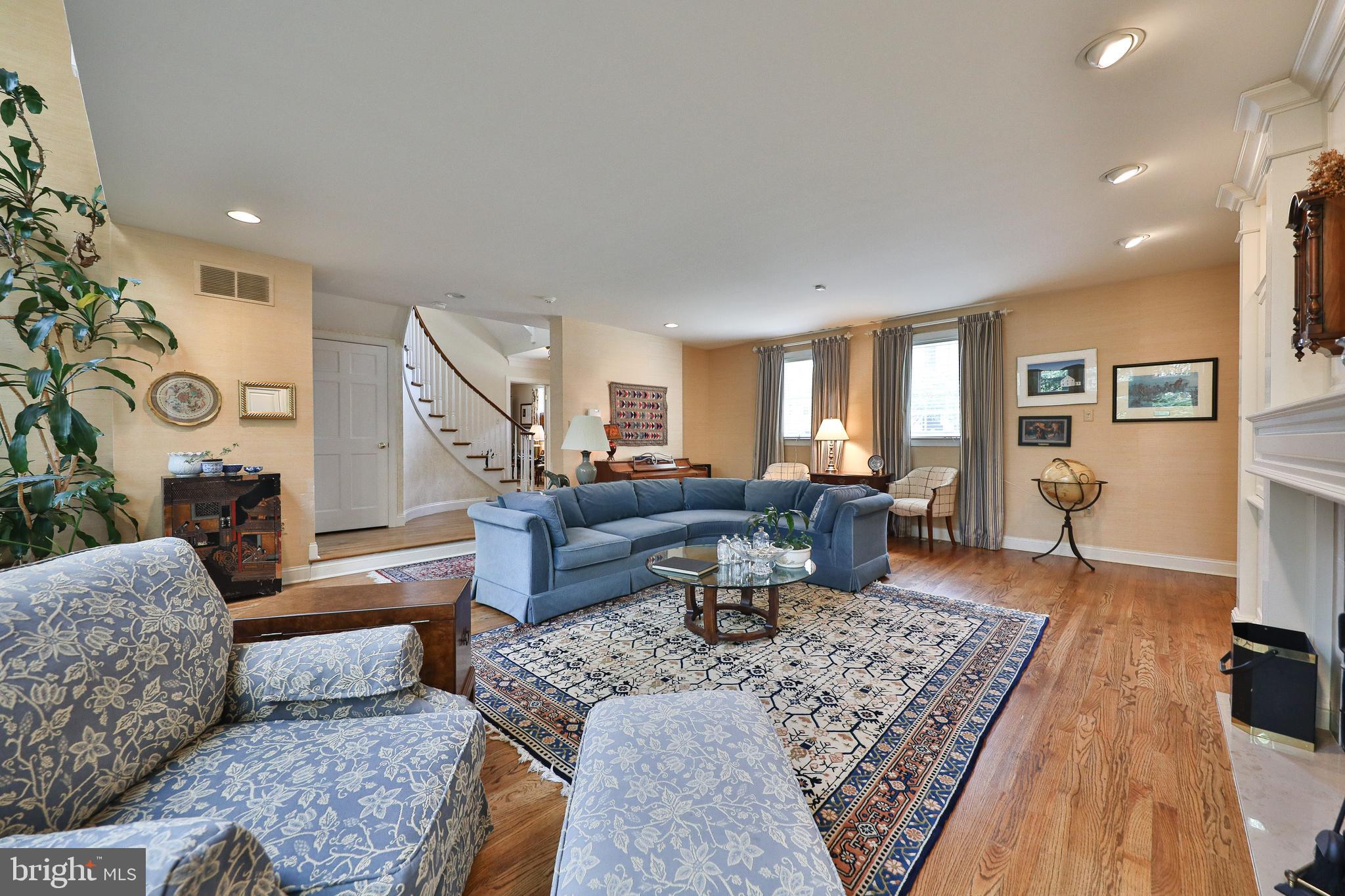 701 Pine Street Philadelphia, PA 19106 - Photo 4 of 32