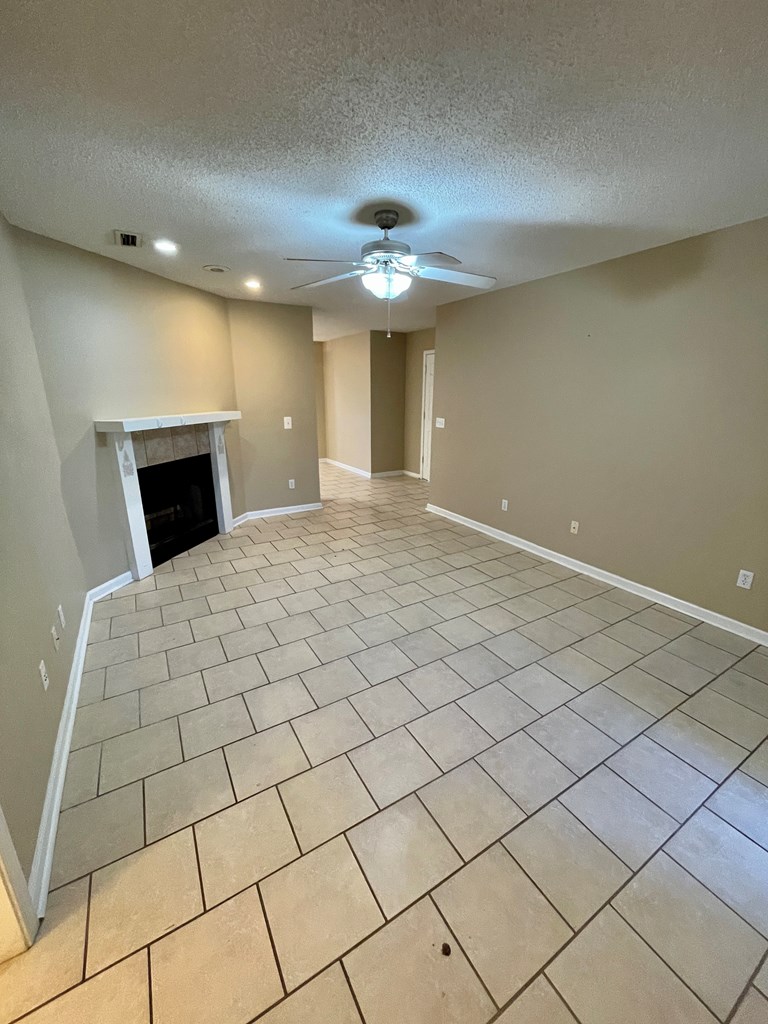 119 Smoke Rise Court Dothan, AL 36305 - Photo 7 of 26 Gallery Image 7