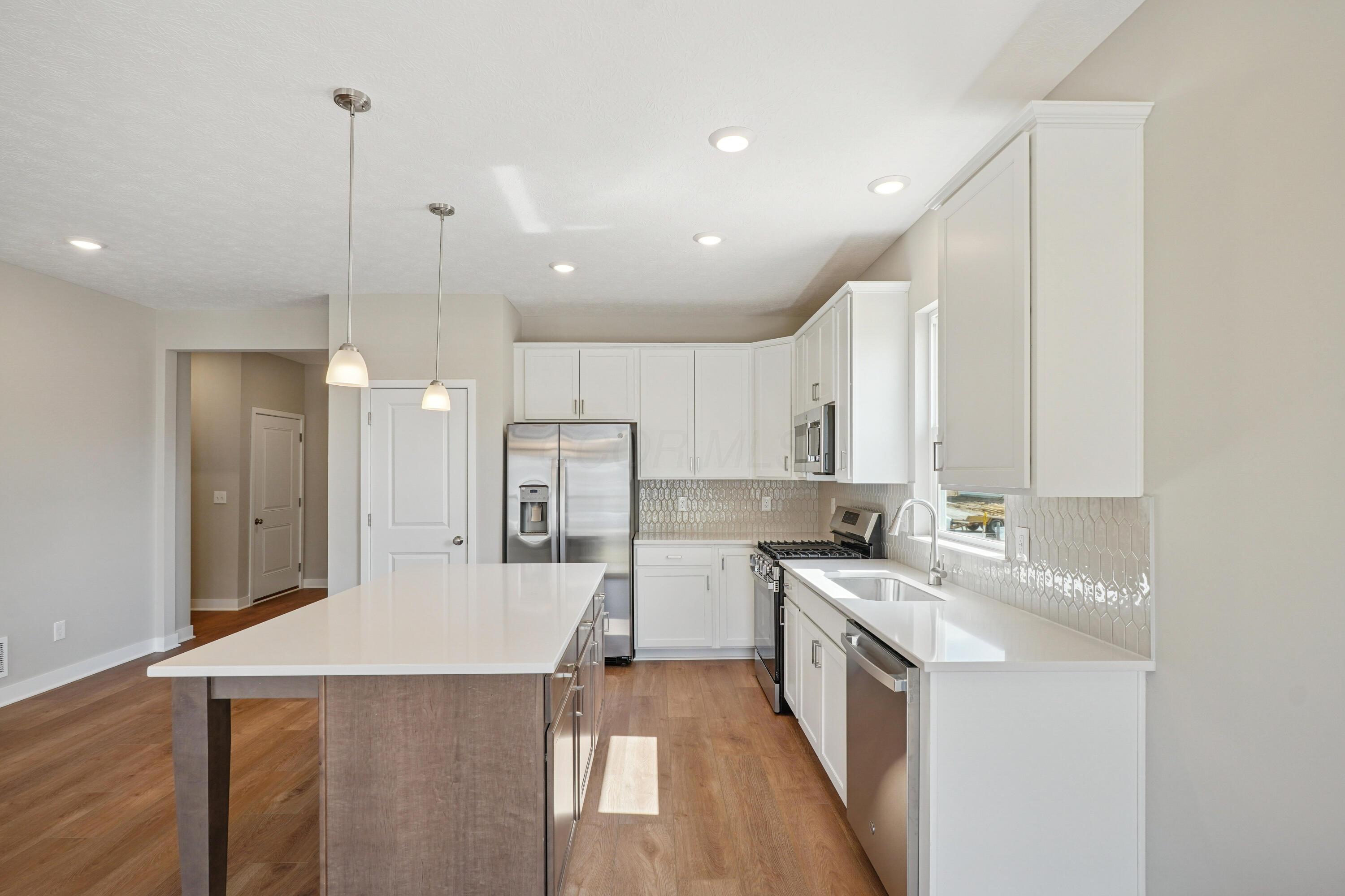 308 Reign Way Pataskala, OH 43062 - Photo 22 of 35 Kitchen