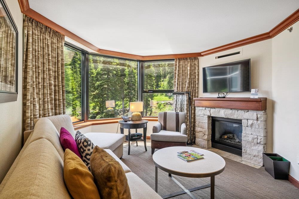 400 Resort Road, Unit 809811 Olympic Valley, CA 96146 - Photo 3 of 25