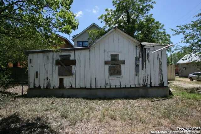 $69,000 | 113 Brown Alley, San Antonio, TX 78202