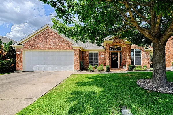 $548,900 | 10013 White Lane, Irving, TX 75063