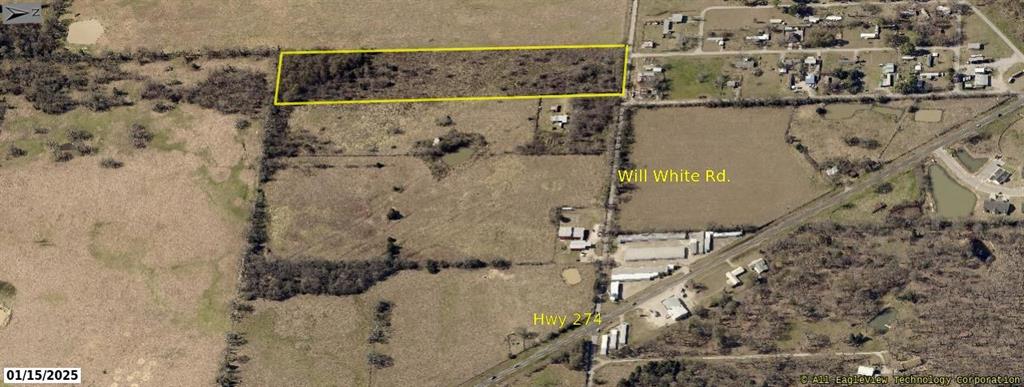 0 East Will White Road Tool, TX 75143 - Photo 3 of 5 a bathroom with a bathtub and shower