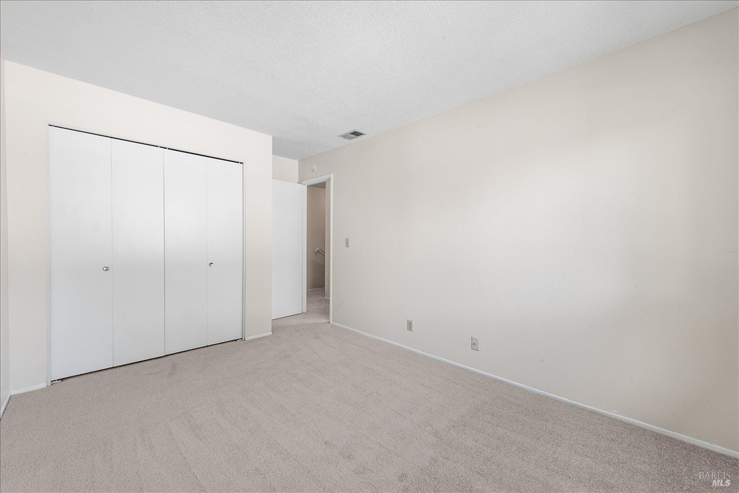 130 Del Rio Circle, Unit 2 Vacaville, CA 95687 - Photo 20 of 33 a view of an empty room