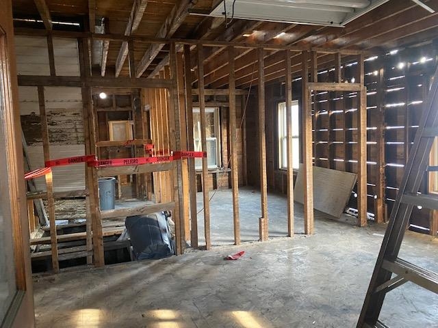 505 Goebel Street Berlin, NH 03570 - Photo 5 of 12