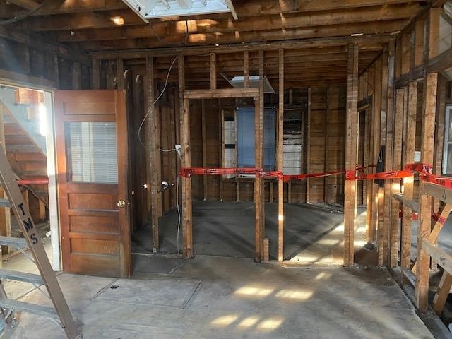 505 Goebel Street Berlin, NH 03570 - Photo 6 of 12