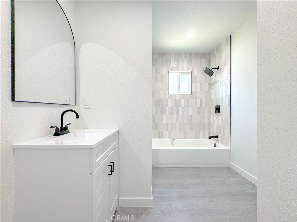 620 South Chester Avenue Compton, CA 90221 - Photo 12 of 27